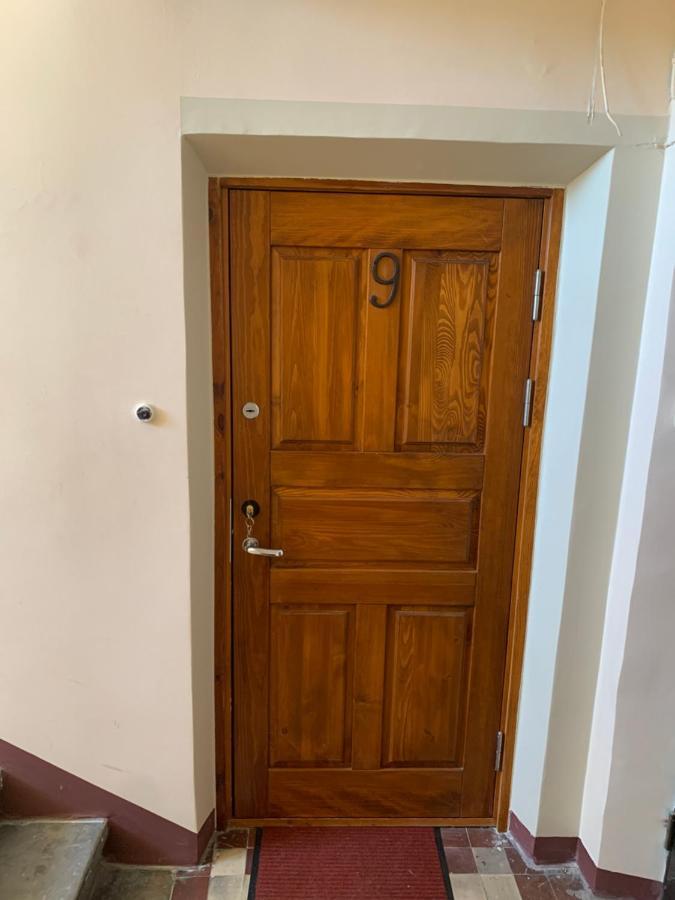 Rueuetli - Cute Old Town Apartment - 2 Big Beds, Free Parking Tartu Exteriör bild