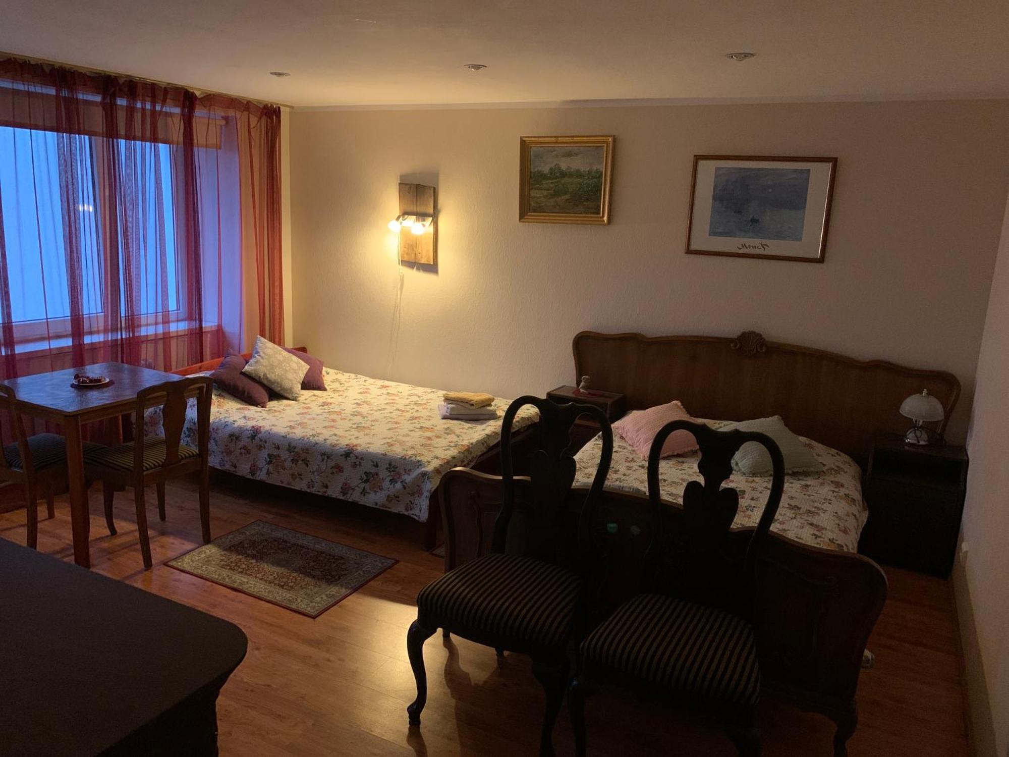 Rueuetli - Cute Old Town Apartment - 2 Big Beds, Free Parking Tartu Exteriör bild